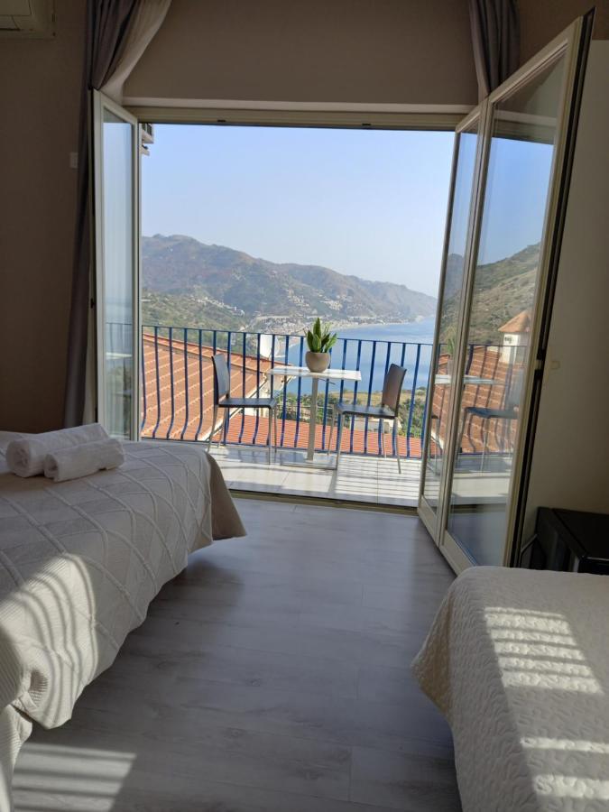 Athena Charming Rooms Taormina Luaran gambar