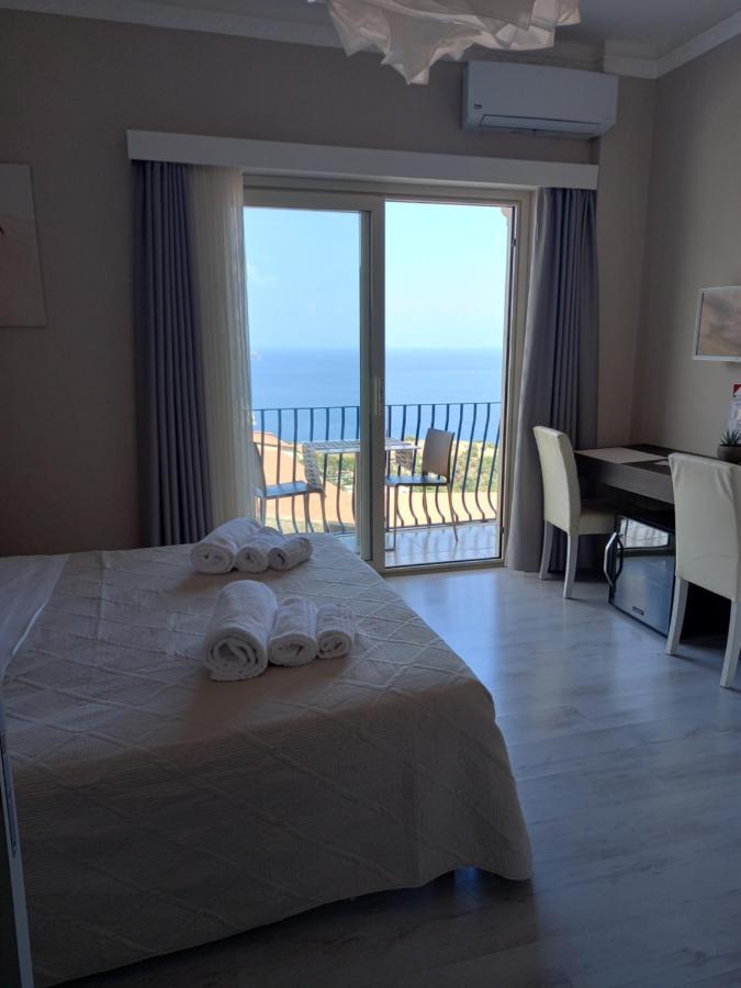Athena Charming Rooms Taormina Luaran gambar