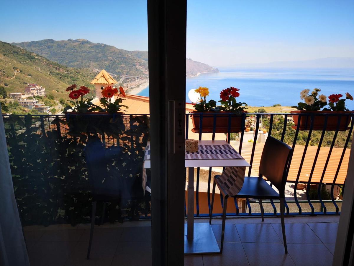 Athena Charming Rooms Taormina Luaran gambar